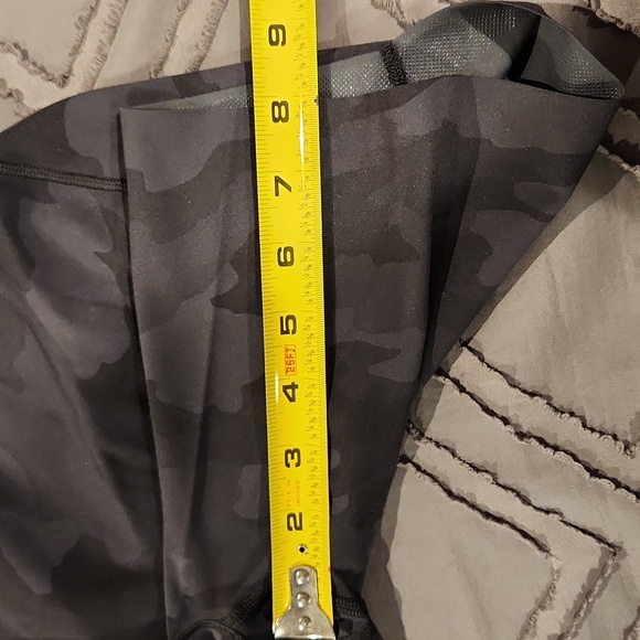 NWOT Lululemon Base Pace Shorts - Picture 9 of 9